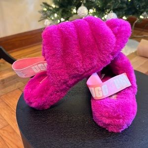 Brand new fluffy Fuscia ugh slippers with heel strap